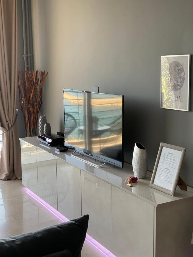 Seafront Kalamata Haven - Blue Luxury Suite エクステリア 写真