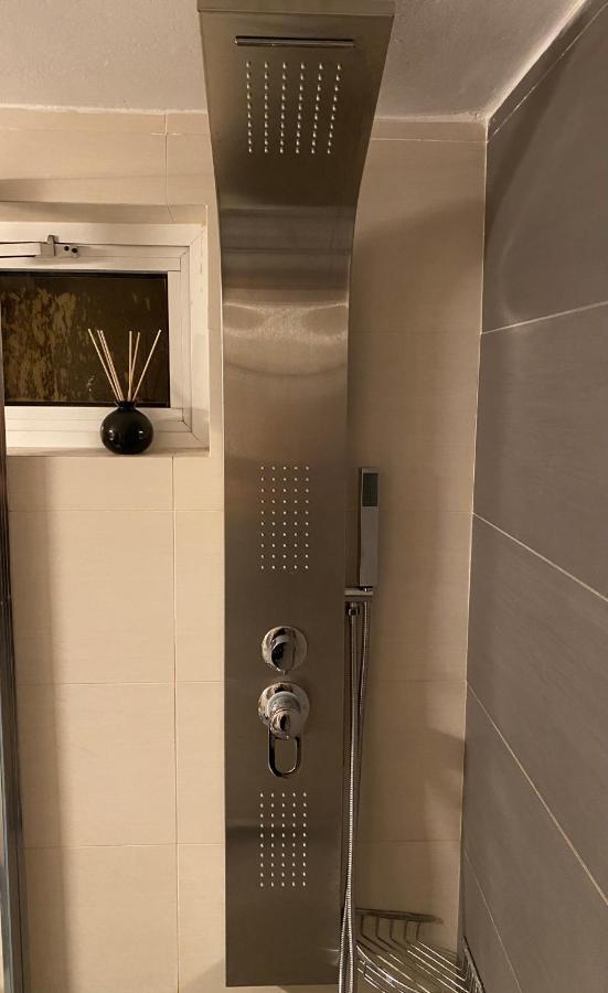 Seafront Kalamata Haven - Blue Luxury Suite エクステリア 写真
